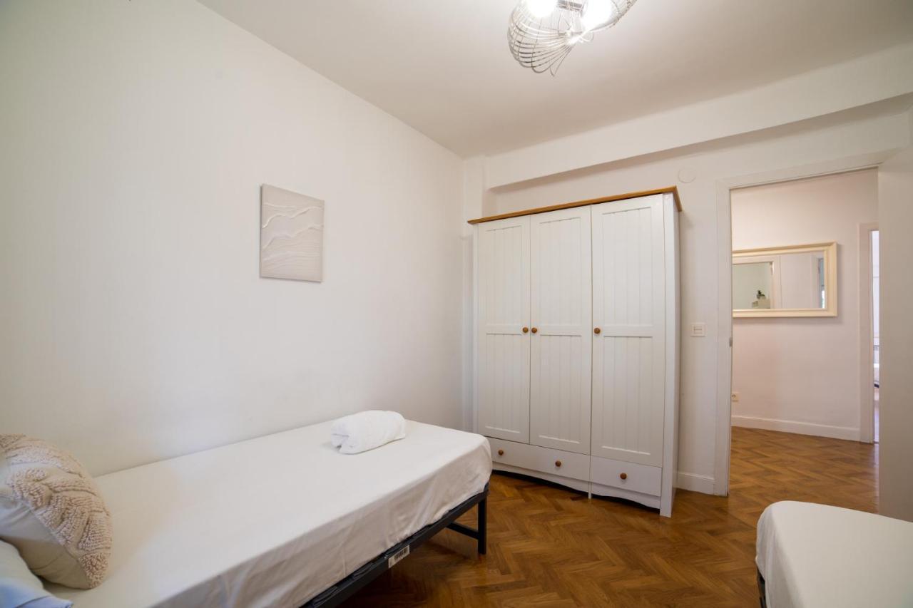 Charming Sweet Rio Deba Apartment By Cisan Rentals Сан Себастиан Екстериор снимка